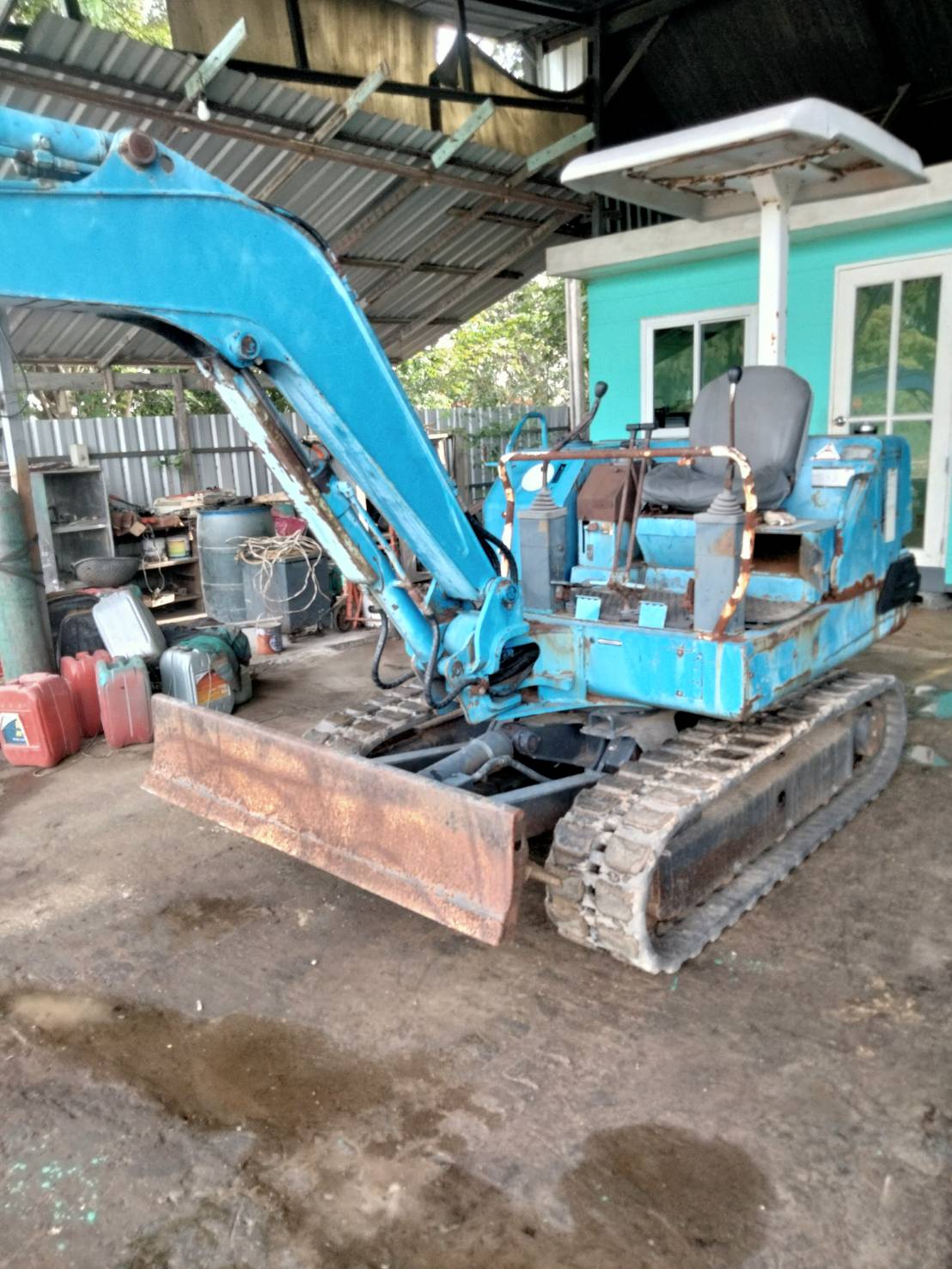 รถแบคโฮ KOBELCO SK024 รถเก่านอกนำเข้า ไฟฟ้าครบ มีเต่า-กระต่าย มีไลน์หัวกระแทก รถแบคโฮ KOBELCO SK024 รถเก่านอกนำเข้า ไฟฟ้าครบ มีเต่า-กระต่าย มีไลน์หัวกระแทก