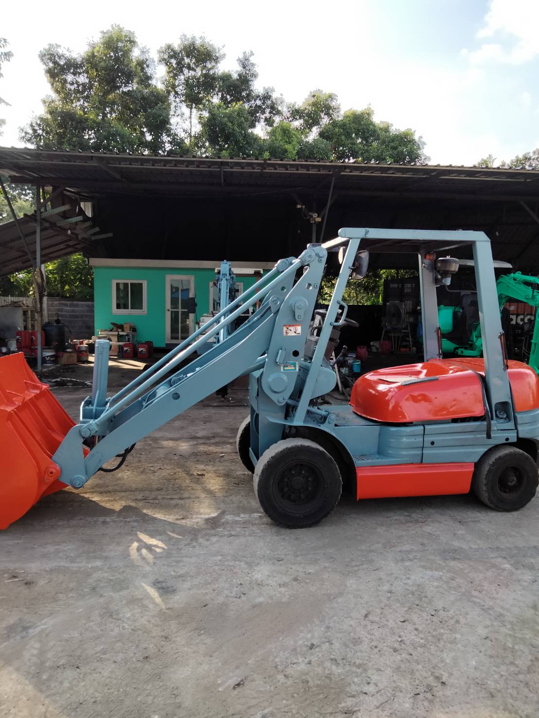 รถตัก TOYOTA 4SD10 รถเก่านอกนำเข้า มี VDO การทำงานให้ชม รถตัก TOYOTA 4SD10 รถเก่านอกนำเข้า มี VDO การทำงานให้ชม