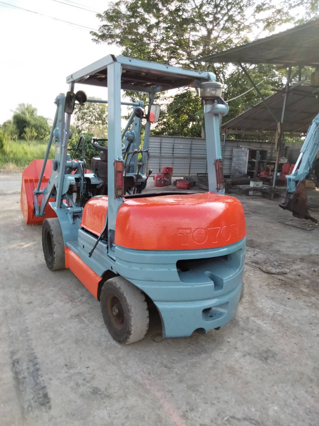 รถตัก TOYOTA 4SD10 รถเก่านอกนำเข้า มี VDO การทำงานให้ชม