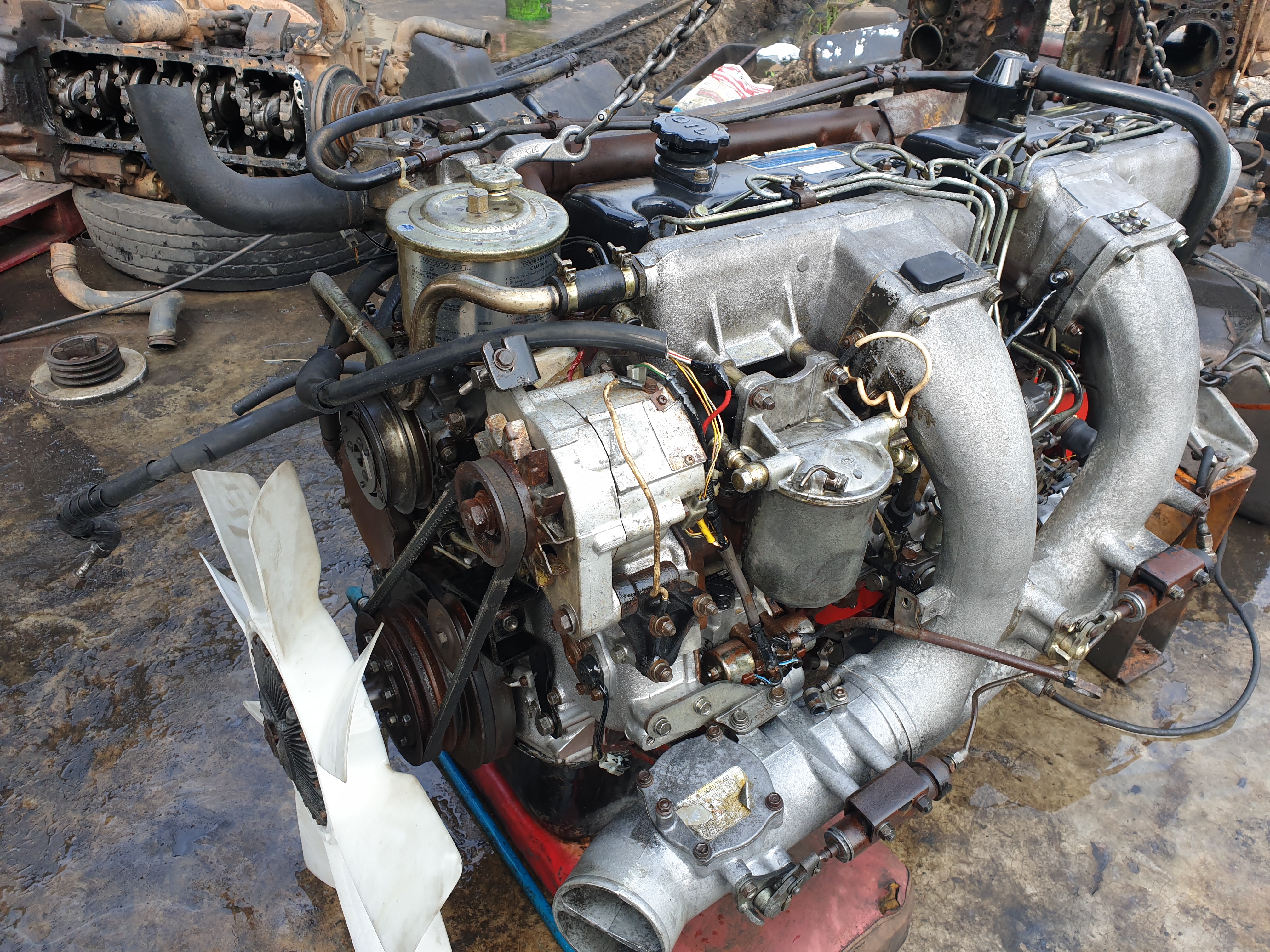 เครื่อง ek100  275  แรง