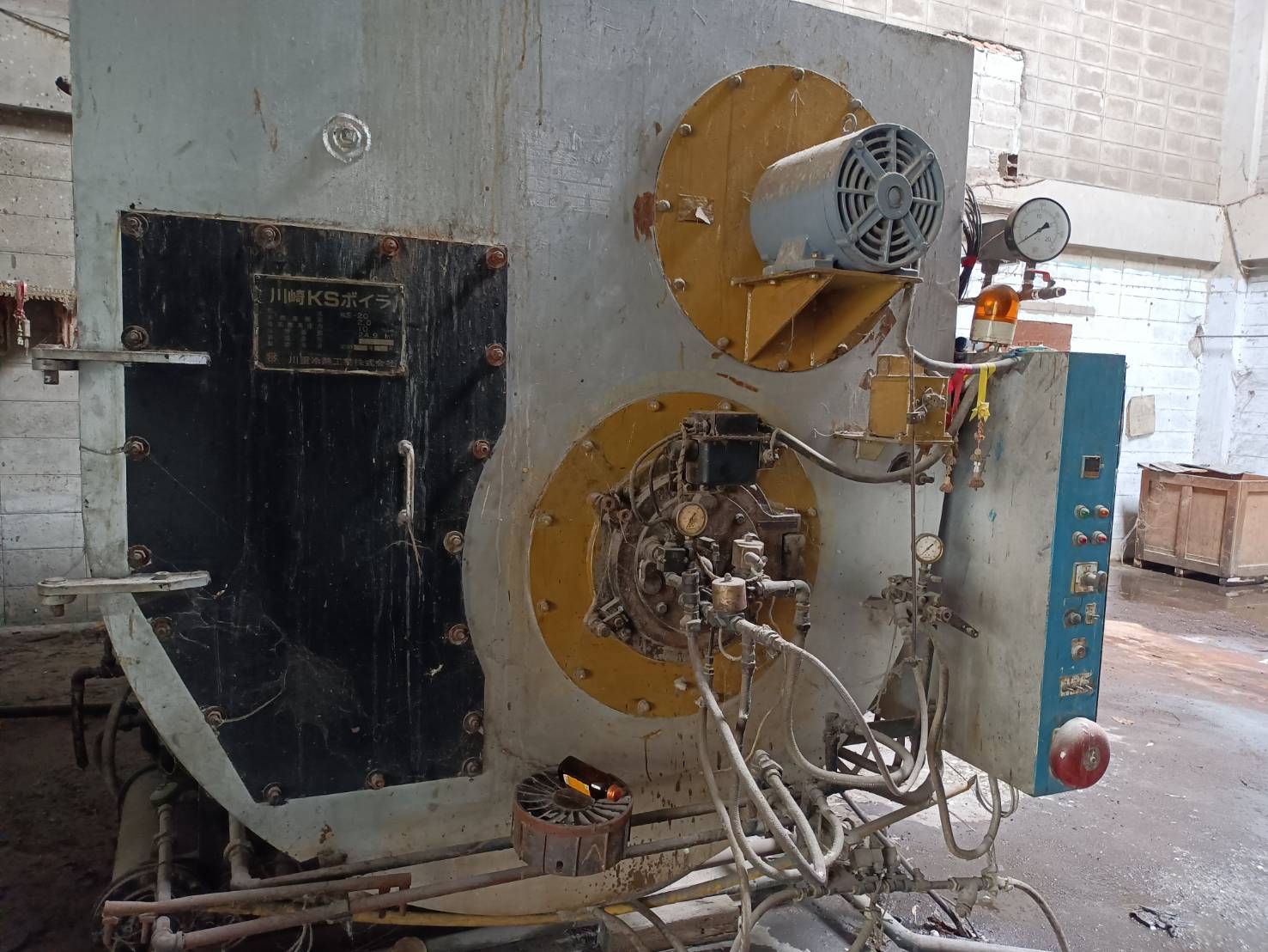 บอยเลอร์ ขนาด 2 ตัน ของไต้หวั่นตามสภาพ เรื้อถอนออกมาแล้วออกมาแล้ว บอยเลอร์ ขนาด 2 ตัน ของไต้หวั่นตามสภาพ เรื้อถอนออกมาแล้วออกมาแล้ว