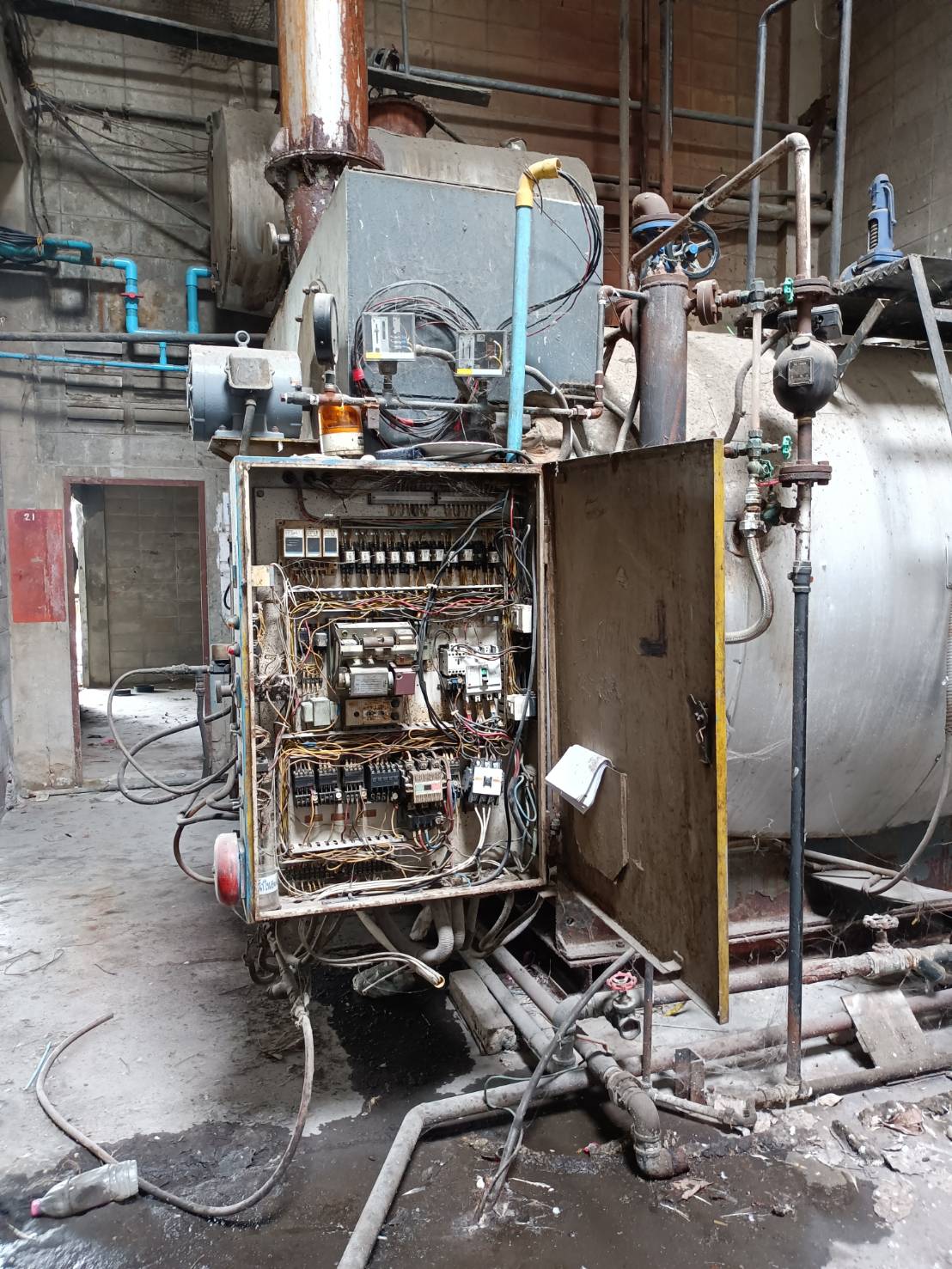 บอยเลอร์ ขนาด 2 ตัน ของไต้หวั่นตามสภาพ เรื้อถอนออกมาแล้วออกมาแล้ว บอยเลอร์ ขนาด 2 ตัน ของไต้หวั่นตามสภาพ เรื้อถอนออกมาแล้วออกมาแล้ว