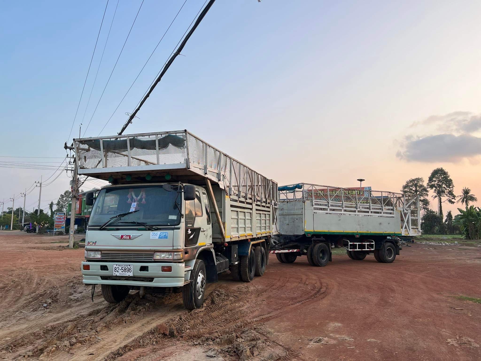 ขายพ่วงดั้ม3M พร้อมกล่อง 990000 อยู่กำแพงเพชร