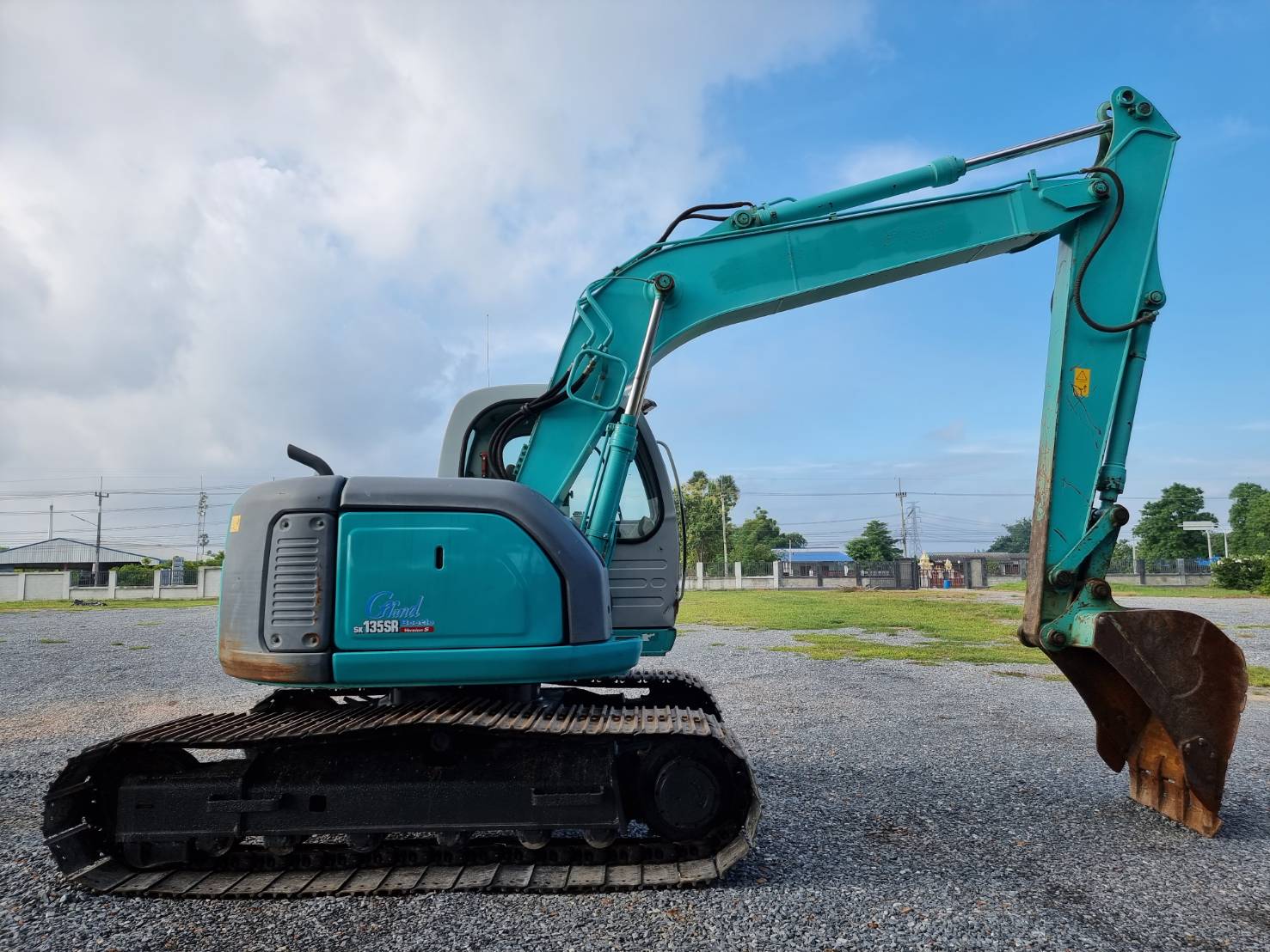 ขายรถขุดนำเข้าญี่ปุ่นKOBELCO SK115สภาพพร้อมใช้จริง สนใจติดต่อ 081-986-3811