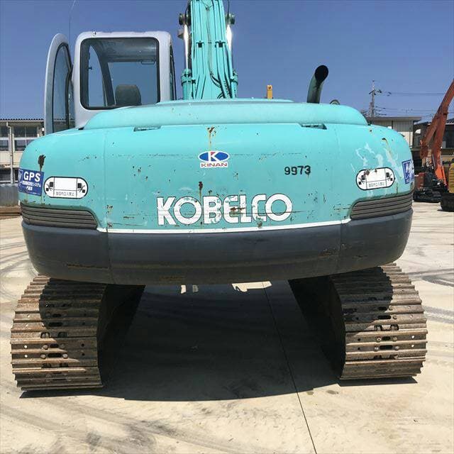 ขายรถขุดนำเข้าญี่ปุ่นKobelco SK200 markfivesuper สนใจติดต่อ 081-986-3811