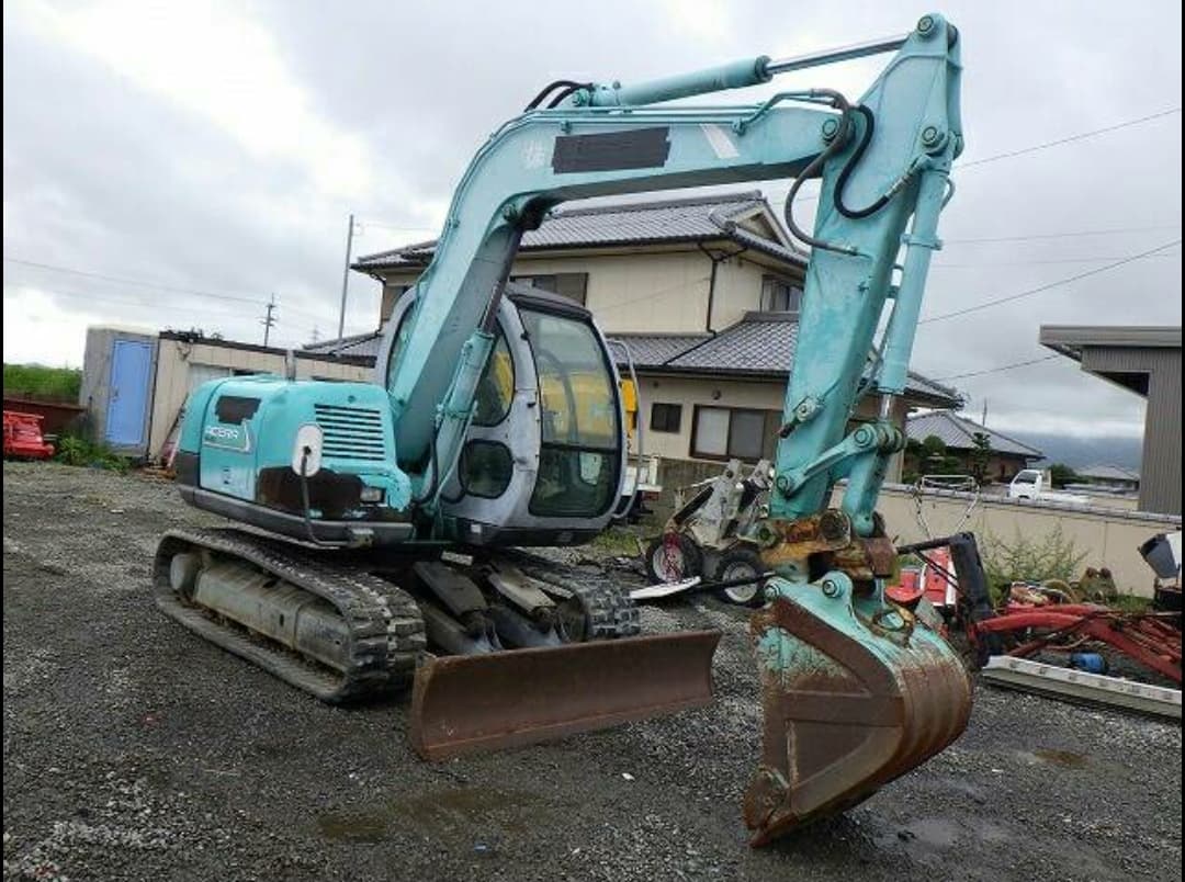 ขายรถขุดนำเข้าญี่ปุ่นKOBELCO SK 60 สภาพพร้อมใช้จริง สนใจติดต่อ 081-986-3811