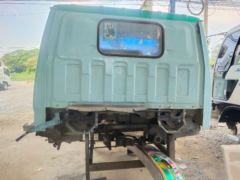 ขายหัวเก๋ง NKR ใส่ 4,6 ล้อ ตามสภาพ ราคา 39,000 บาท ขายหัวเก๋ง NKR ใส่ 4,6 ล้อ ตามสภาพ ราคา 39,000 บาท