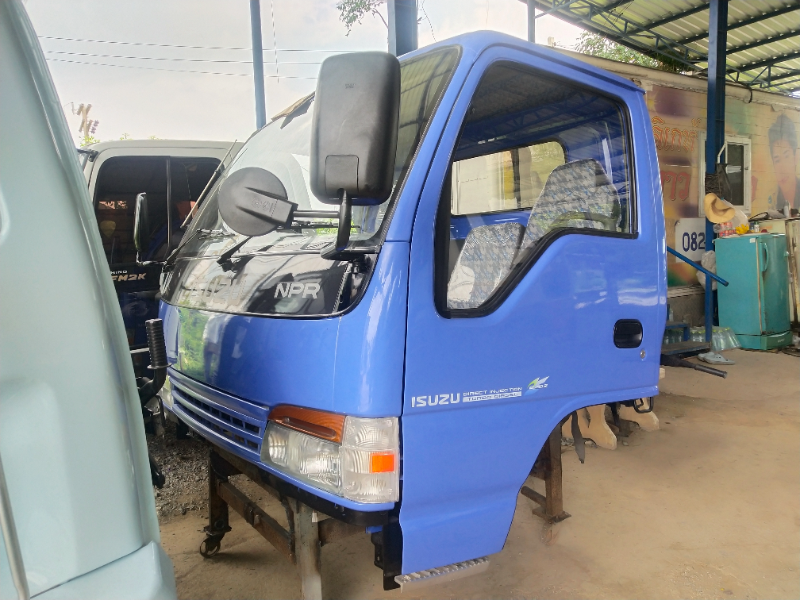 ขายหัวเก๋ง NPR ราคา 78000 บาท สนใจ 086-9374587/0966541449