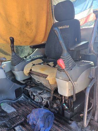 ขายkomatsu 128us-2eo พร้อมใช้