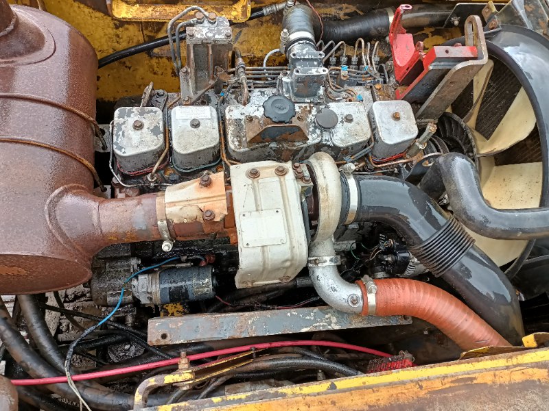 ขาย แบคโฮ komatsu 200-7ไฟฟ้าเต็ม เล่ม