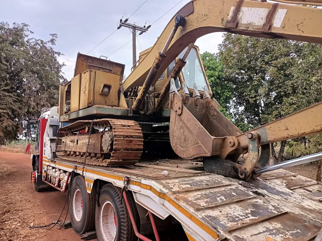 ขาย komatsu 120-2 เอกสารแจ้งจำหน่าย พร้อมใช้