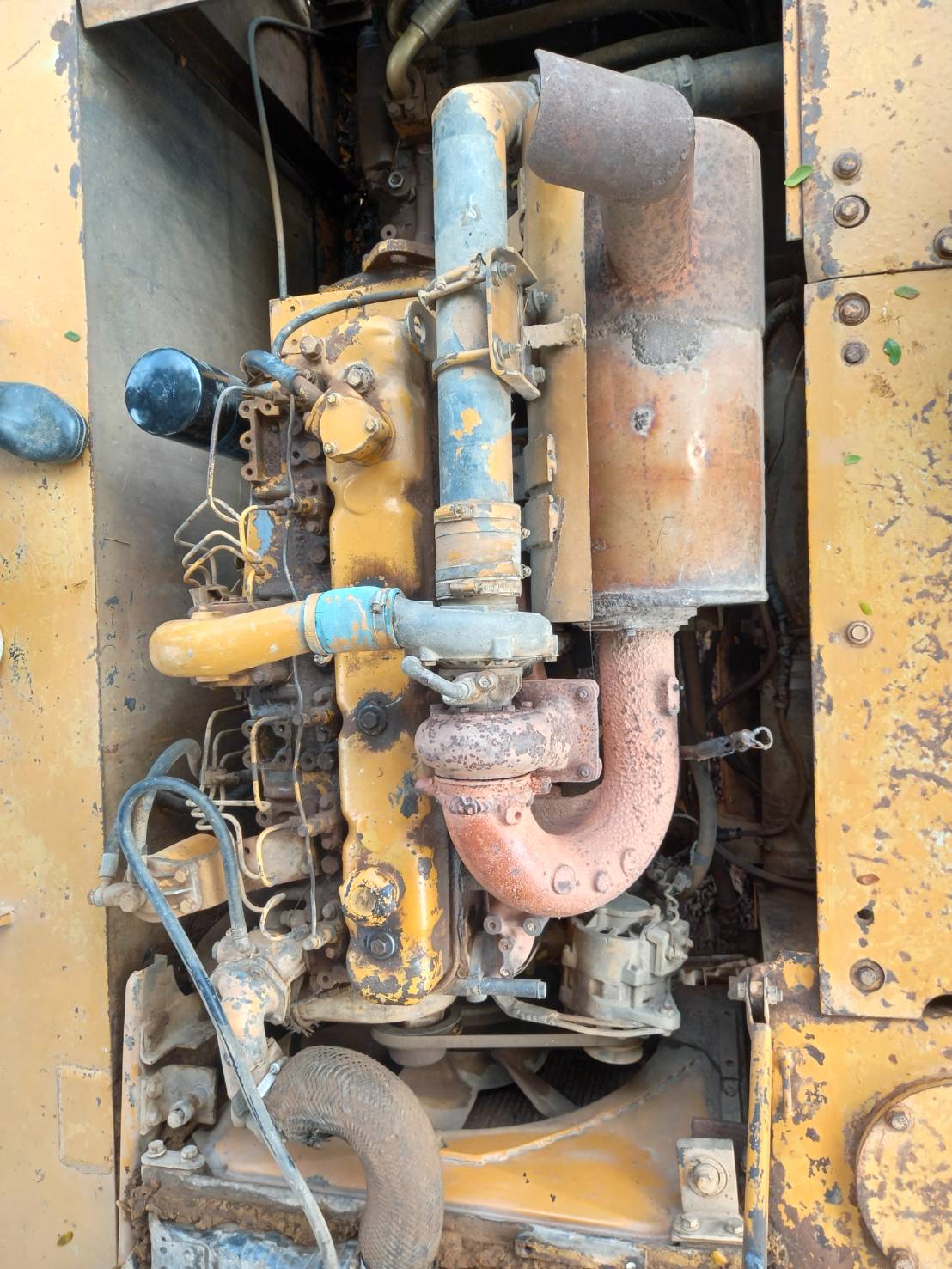 ขายแบคโฮ komatsu 200-3บอดีสวยๆพร้อมใช้ ขายแบคโฮ komatsu 200-3บอดีสวยๆพร้อมใช้