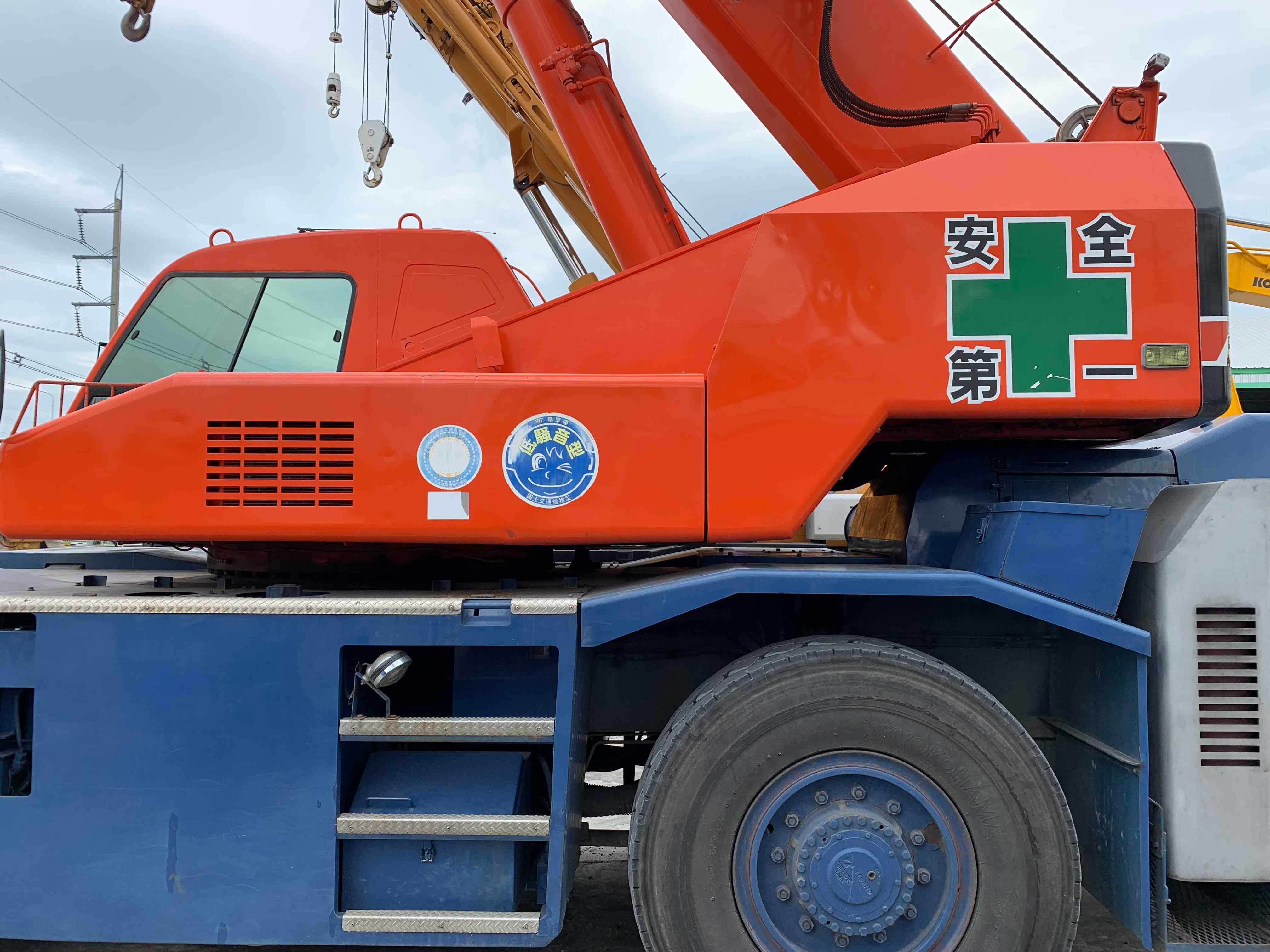 TADANO GR-250N-1 YR2007 X type Nice crane from JAPAN TADANO GR-250N-1 YR2007 X type Nice crane from JAPAN