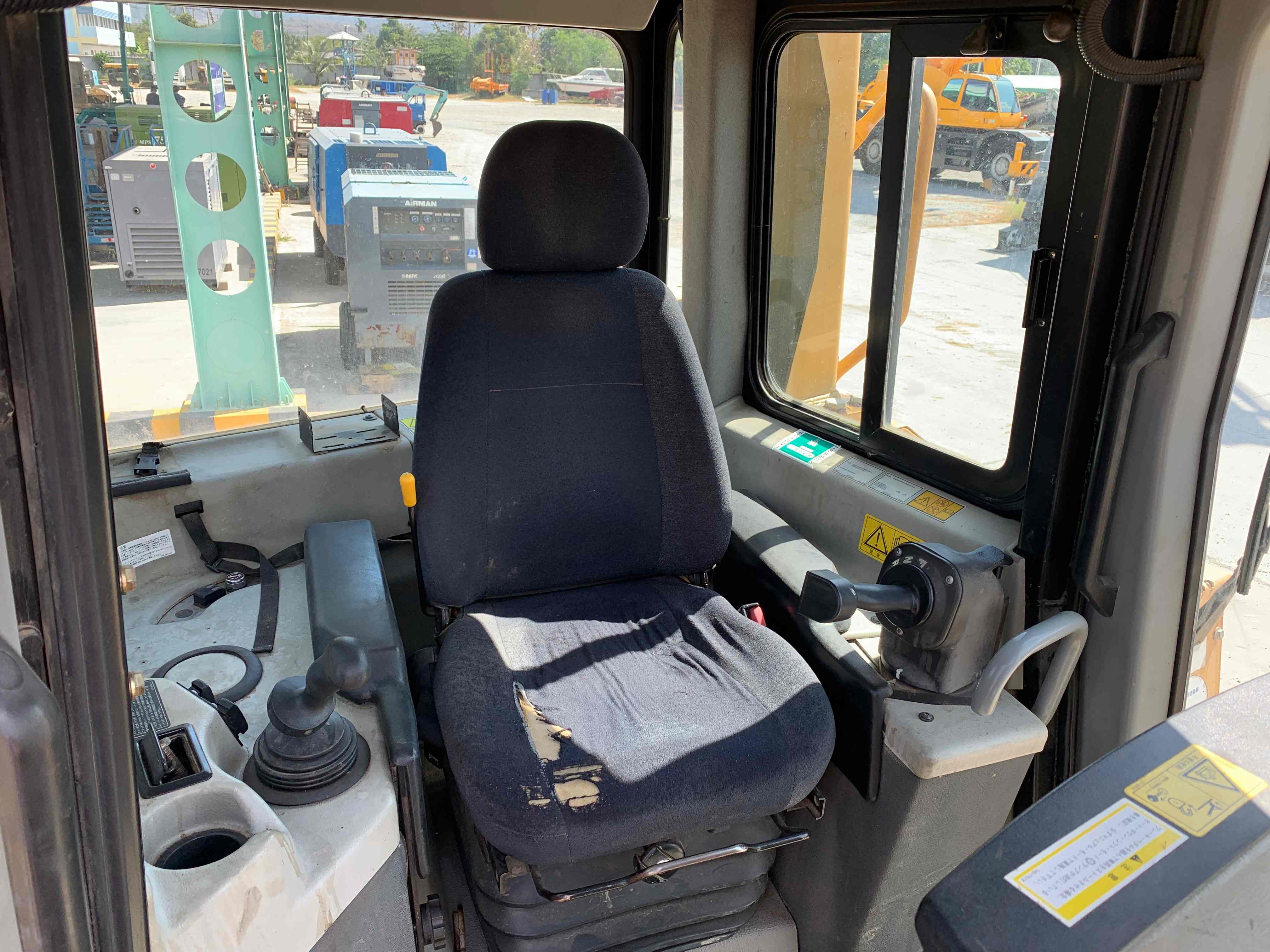 CATERPILLAR D6R-3 ตัว Minor change ล่าสุด เครื่อง CAT C9 สภาพสวย