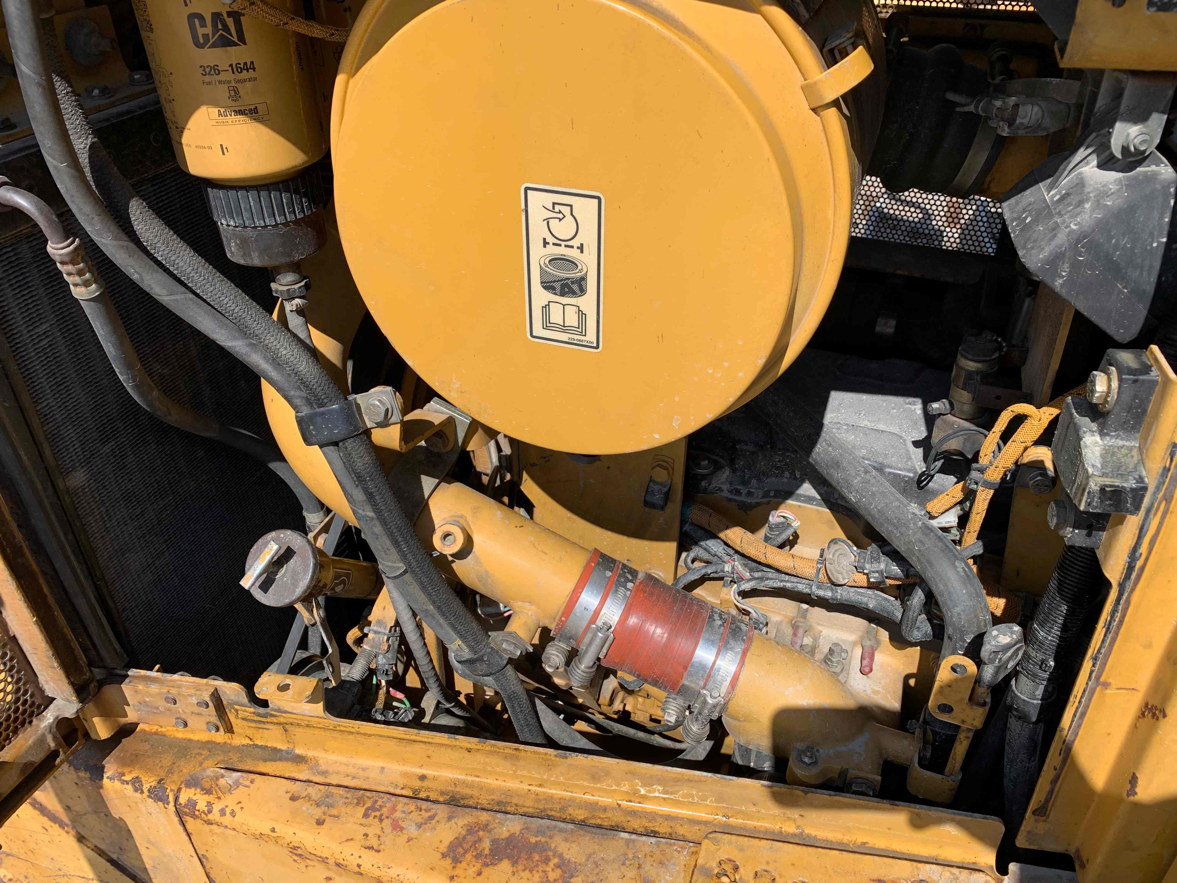 CATERPILLAR D6R-3 ตัว Minor change ล่าสุด เครื่อง CAT C9 สภาพสวย