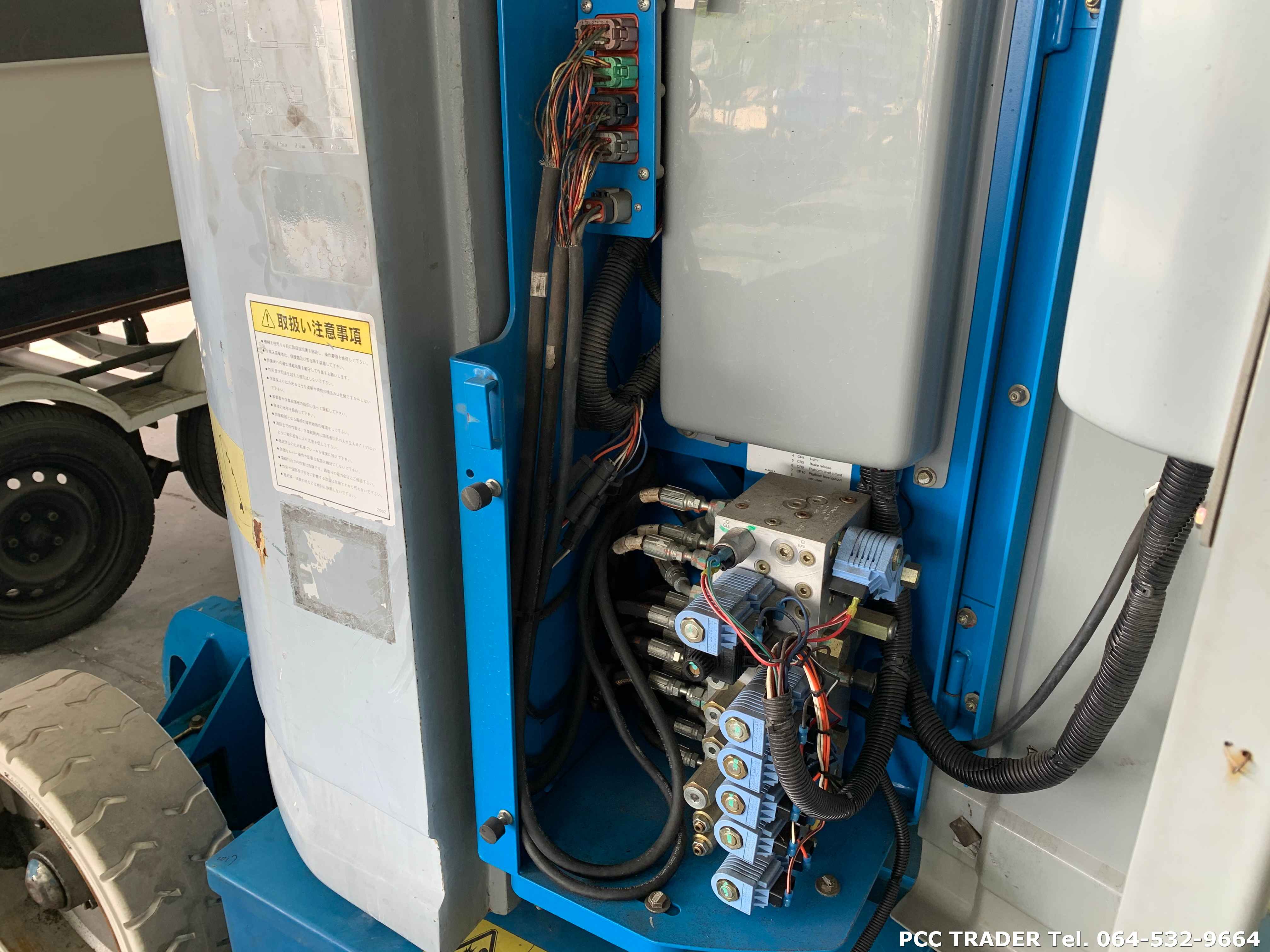 ลิฟต์กระเช้า 9.1 เมตร ยี่ห้อ GENIE รุ่น Z30/20N แบตเตอรี่ สภาพสวยมาก ไม่แพงครับ