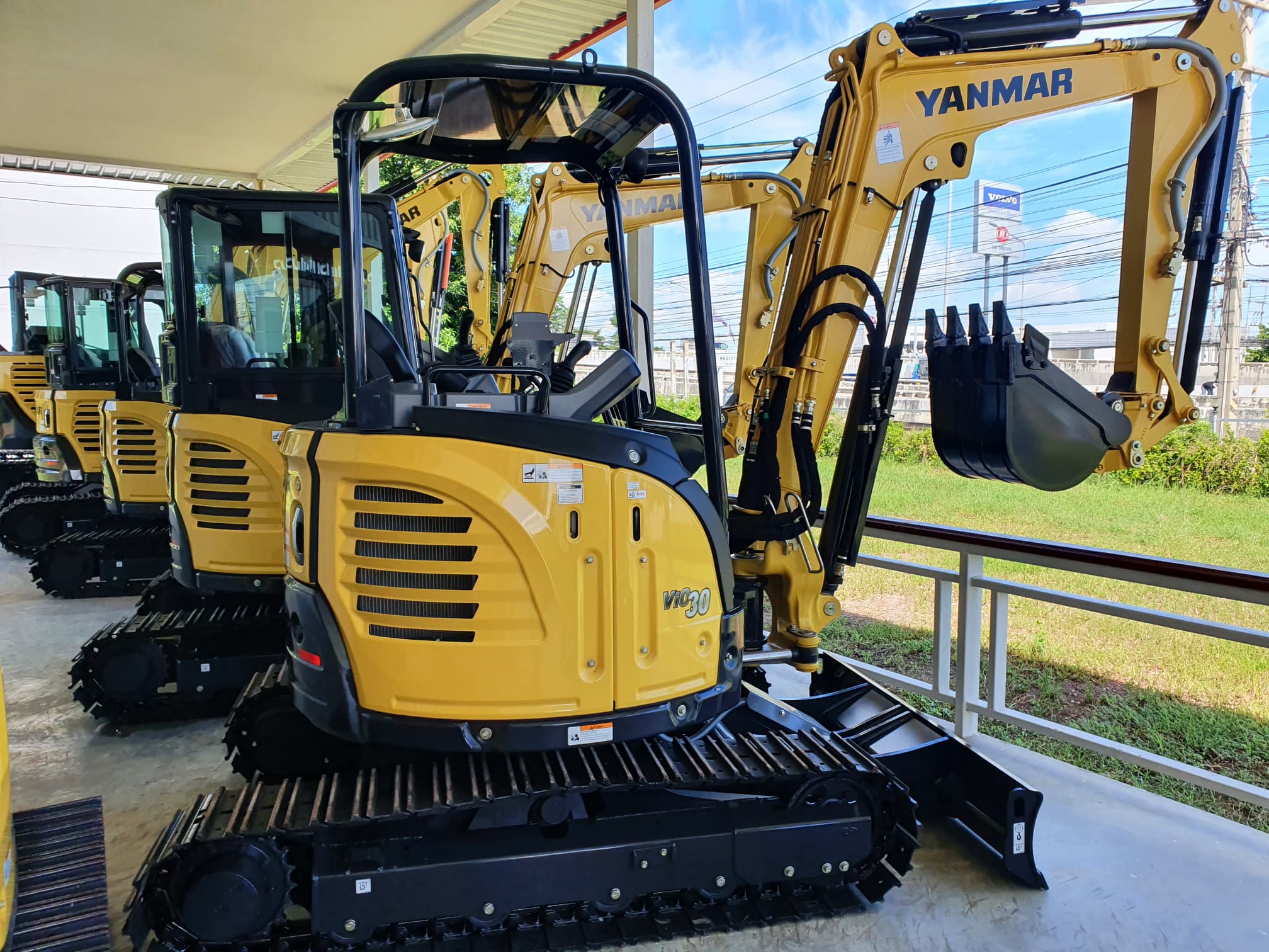 YANMAR รถใหม่ โปรโมชั่นพิเศษ!!