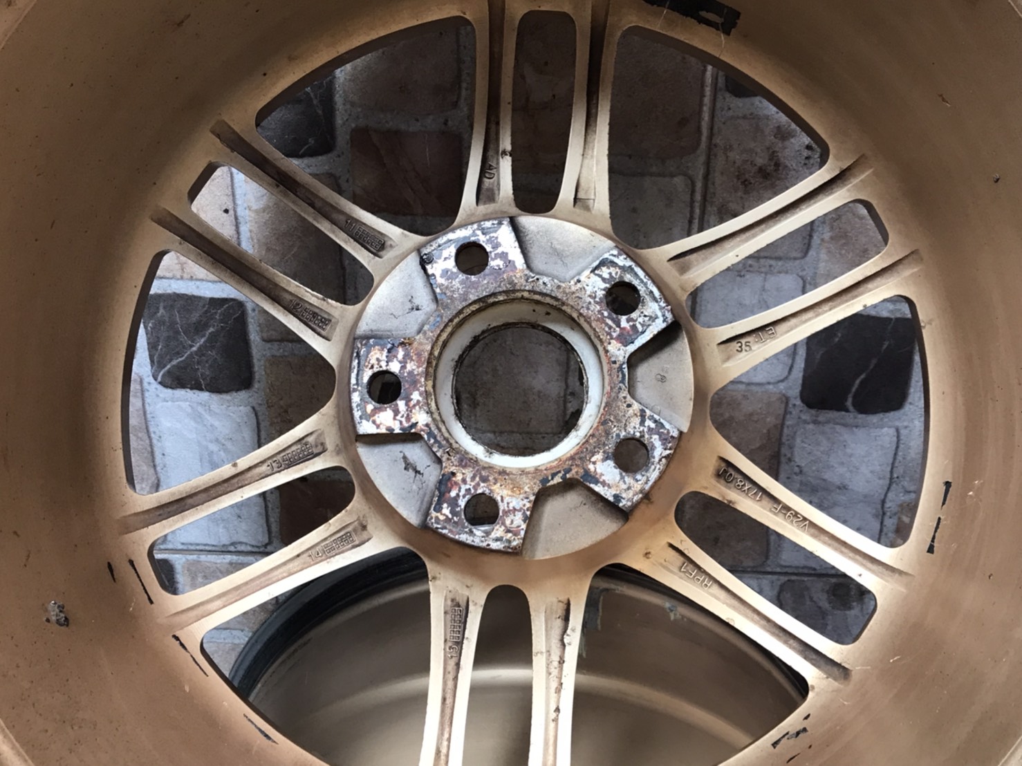 ล้อแม็กขอบ17นิ้ว5รู114 แท้ สวยๆ ชุดนี้ลดราคาเหลือ 8900 บาท ล้อแม็กขอบ17นิ้ว5รู114 แท้ สวยๆ ชุดนี้ลดราคาเหลือ 8900 บาท