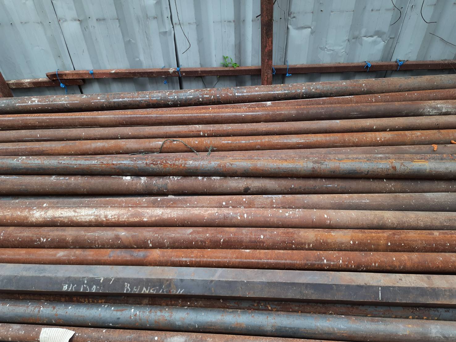 ขายเหล็กเพลา หลายขนาด กิโลละ 20 บาท