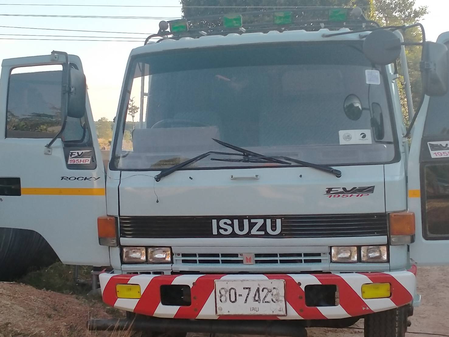 01/12/63.ขายรถบรรทุกน้ำROCKY175 ถังน้ำมัน3ช่อง9000ลิตร 01/12/63.ขายรถบรรทุกน้ำROCKY175 ถังน้ำมัน3ช่อง9000ลิตร