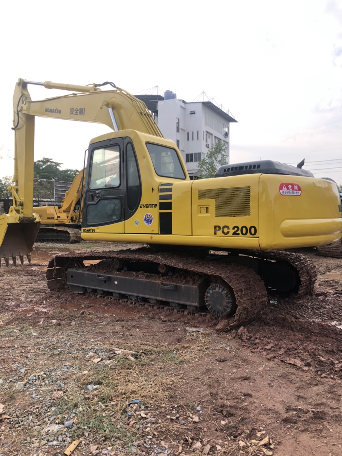 05/04/64.ขายKOMATSU PC200-6 05/04/64.ขายKOMATSU PC200-6