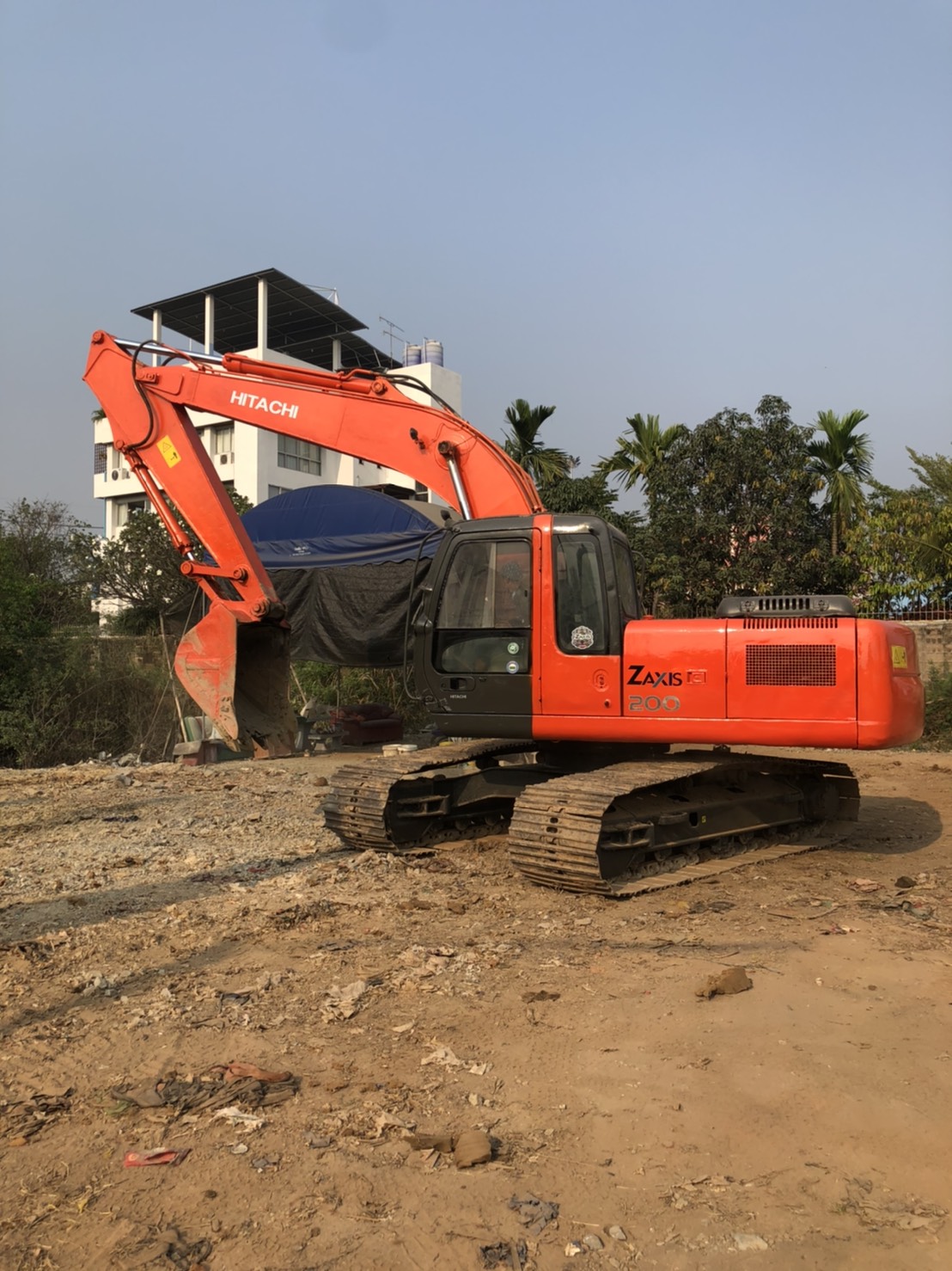 04/02/64.ขายHITACHI ZX200-1 เทอโบใหม่ ชุดซ่อมไดคูแลกเจอใหม่ ไล่ระบบเต็มทุกจุด แอร์เย็นช่วงล่างได้ไฟฟ้าครบใบแทรคใส้ให้ครบ เล่มทะเบียน รถสภาพพร้อมใช้งาน
