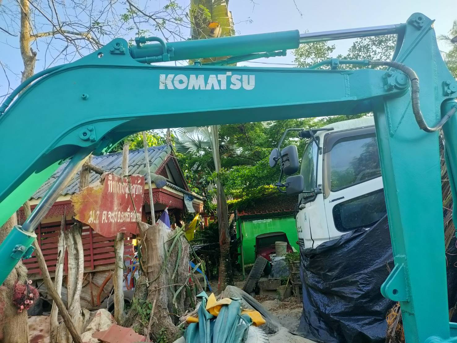 20/02/64.ขายKOMATSU PC40-7 สภาพสวยเอกสารซื้ขาย