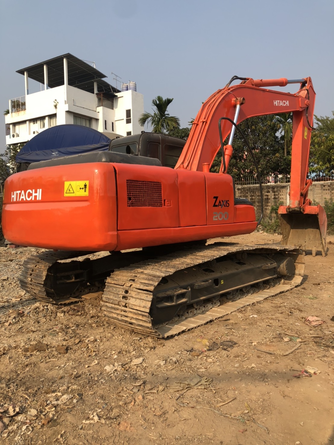 04/02/64.ขายHITACHI ZX200-1 เทอโบใหม่ ชุดซ่อมไดคูแลกเจอใหม่ ไล่ระบบเต็มทุกจุด แอร์เย็นช่วงล่างได้ไฟฟ้าครบใบแทรคใส้ให้ครบ เล่มทะเบียน รถสภาพพร้อมใช้งาน