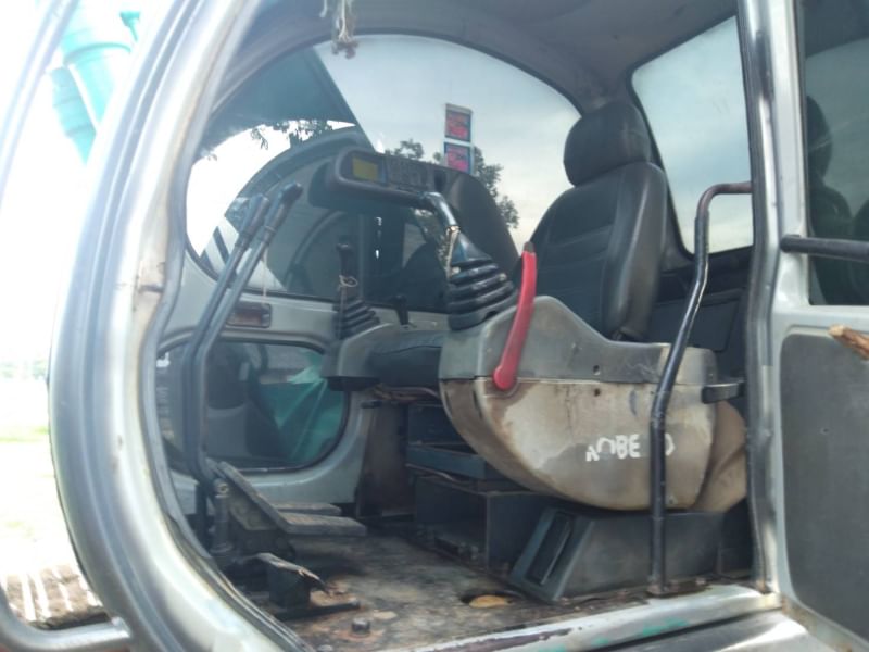 05/09/64.KOBELCO SK200-V
