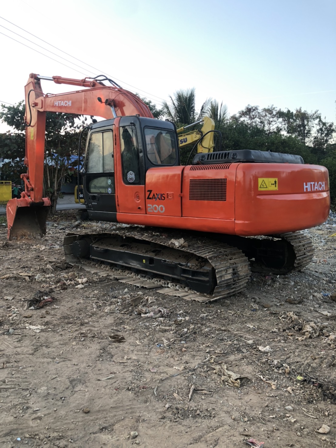 24/01/64.ขายHITACHI ZX200-1 สวยพร้อมใช้เครื่องปั้มดีไม่มีโหลด ไฟฟ้าเต็มช่วงล่างได้โซ่เฟลมสวยเอวแน่น