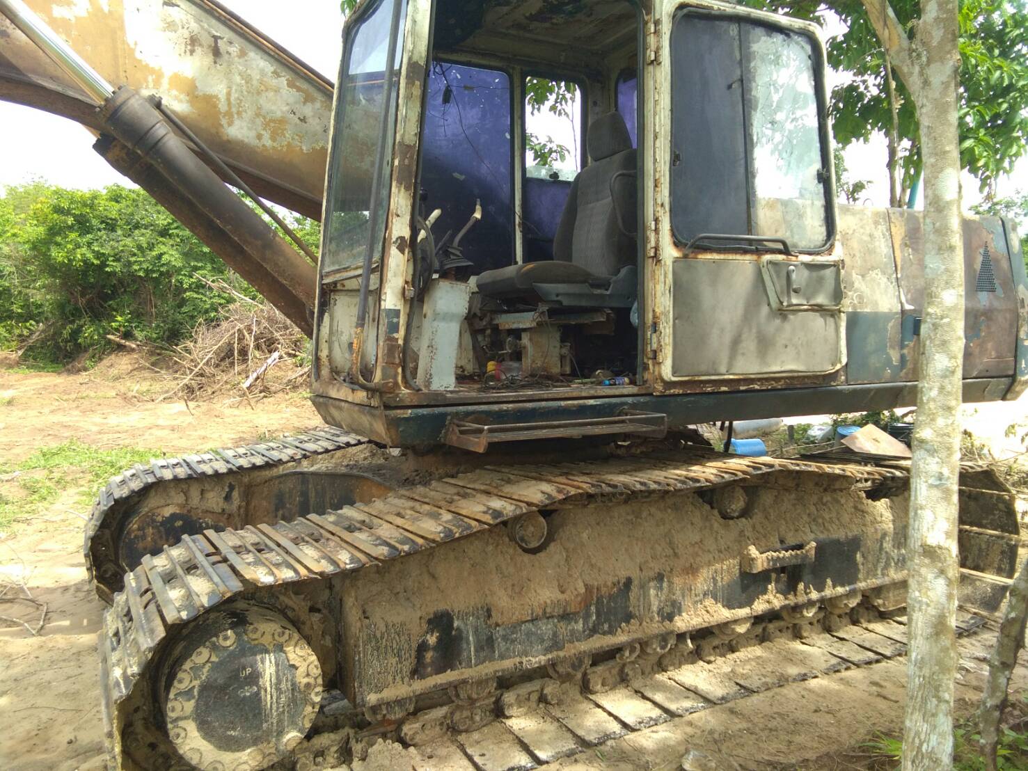26/05/64.ขายKOMATSU PC200-5 26/05/64.ขายKOMATSU PC200-5