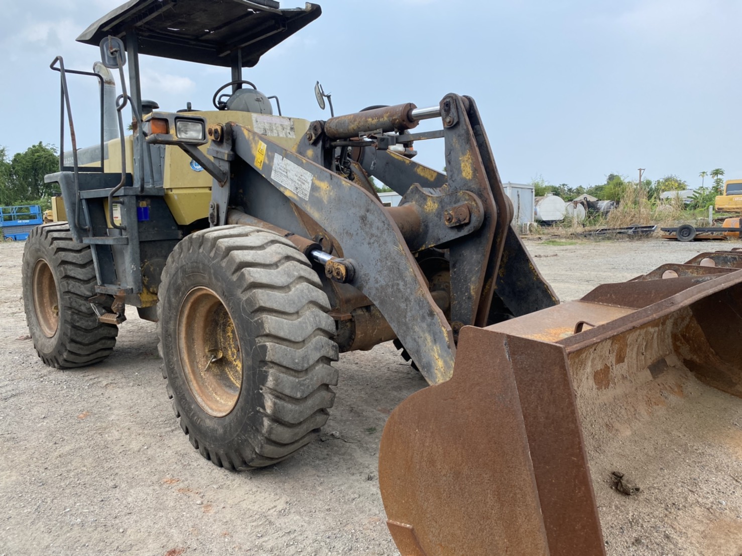 28/03/64. ขายรถตักล้อยางKOMATSU WA250 28/03/64. ขายรถตักล้อยางKOMATSU WA250