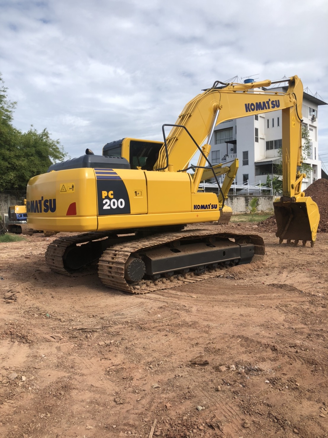 07-06-64.ขายKOMATSU PC200-8 07-06-64.ขายKOMATSU PC200-8