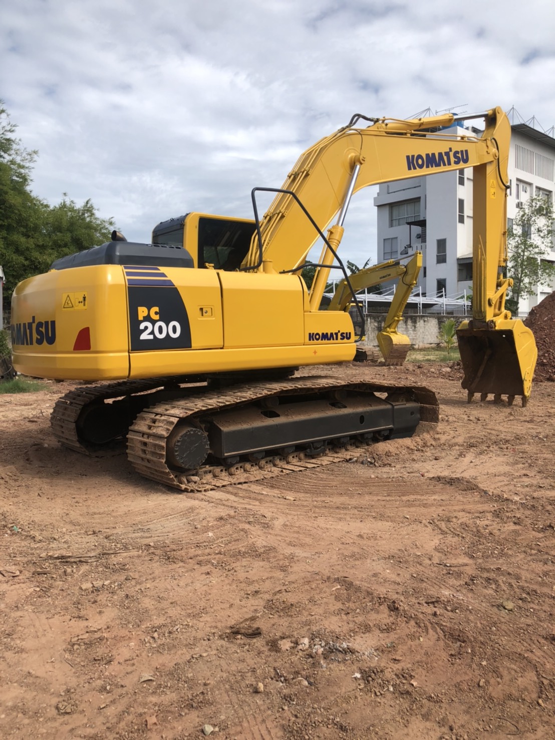 07-06-64.ขายKOMATSU PC200-8 07-06-64.ขายKOMATSU PC200-8