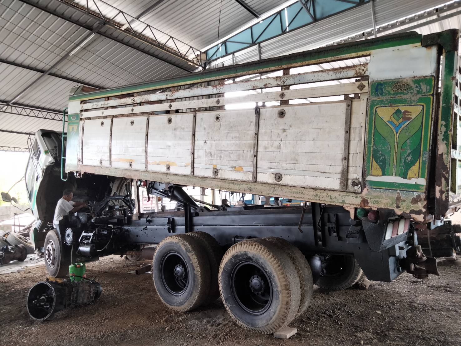 06/04/64.ขาย10ล้อดั้มพ์ISUZU 270ปี48 ขอคอมนอก10,000 06/04/64.ขาย10ล้อดั้มพ์ISUZU 270ปี48 ขอคอมนอก10,000