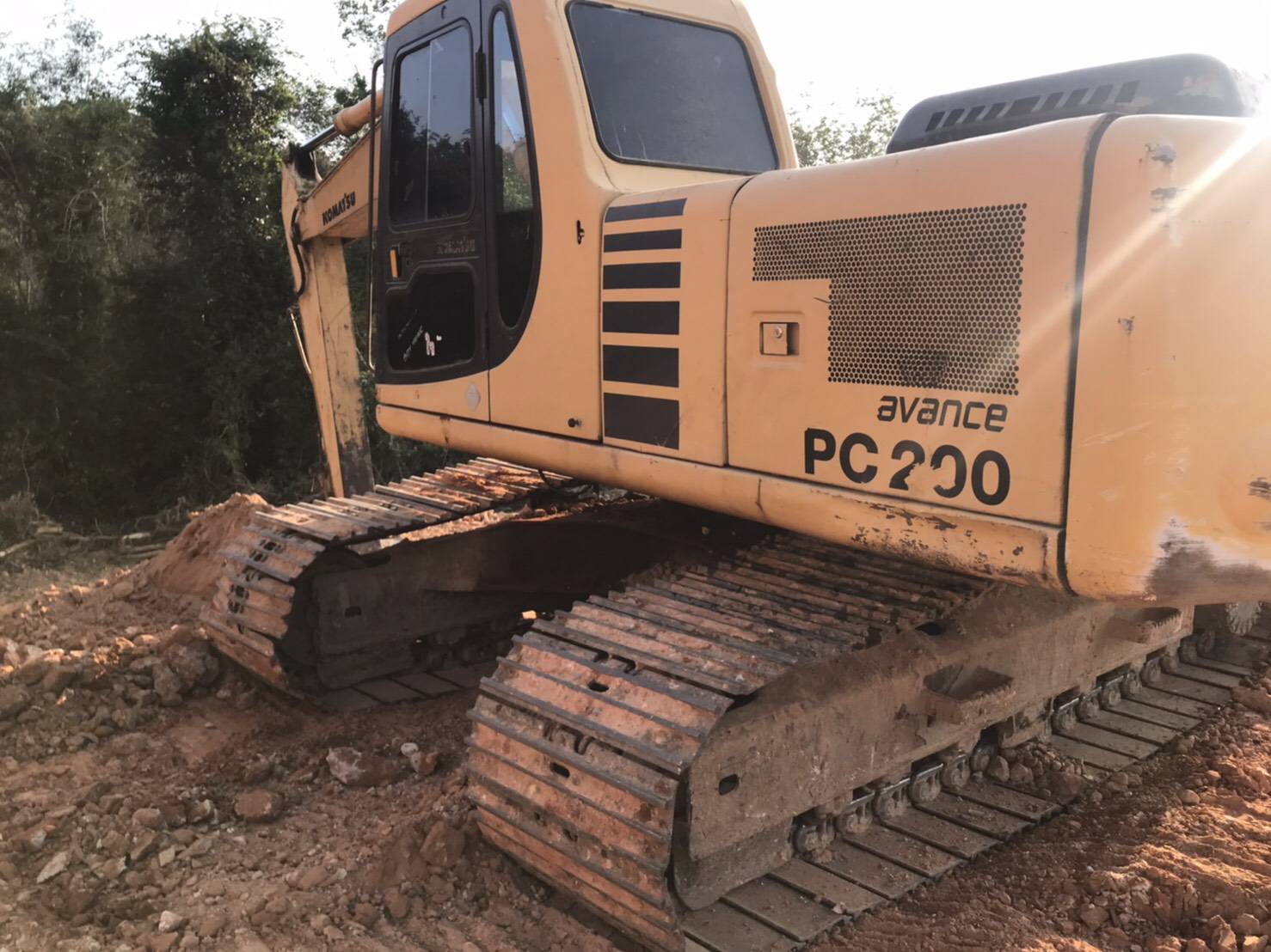 08/02/64ขายKOMATSU PC200-6 ไฟฟ้าครบ เอกสารอินวอยรถสภาพสวย