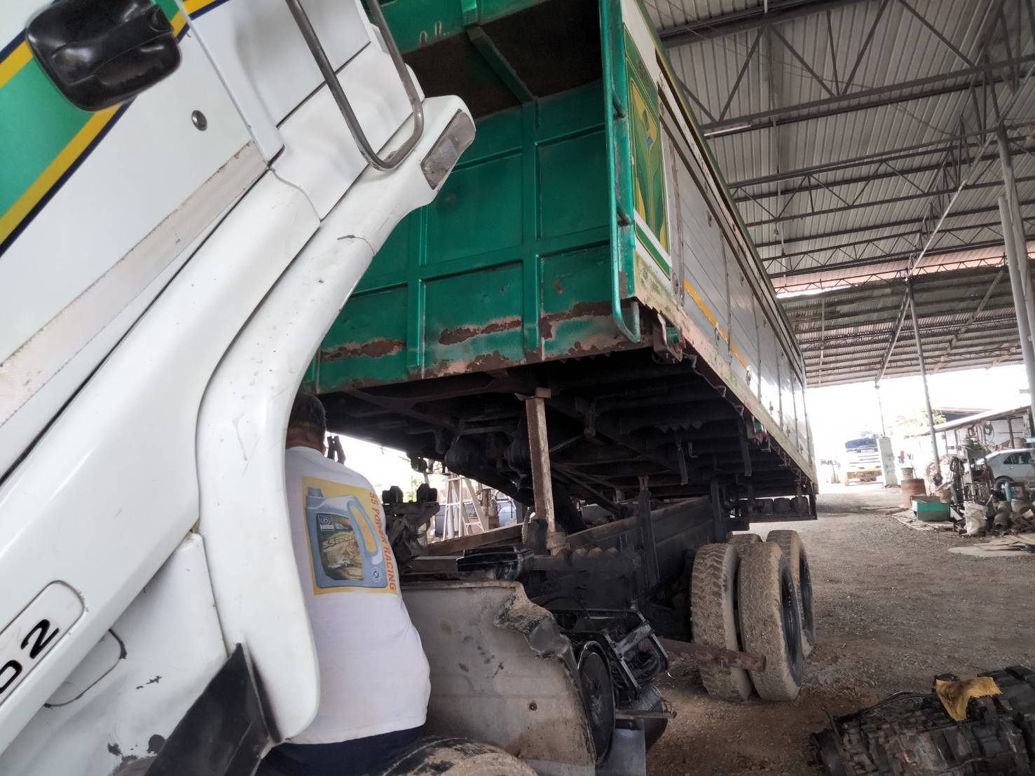 06/04/64.ขาย10ล้อดั้มพ์ISUZU 270ปี48 ขอคอมนอก10,000