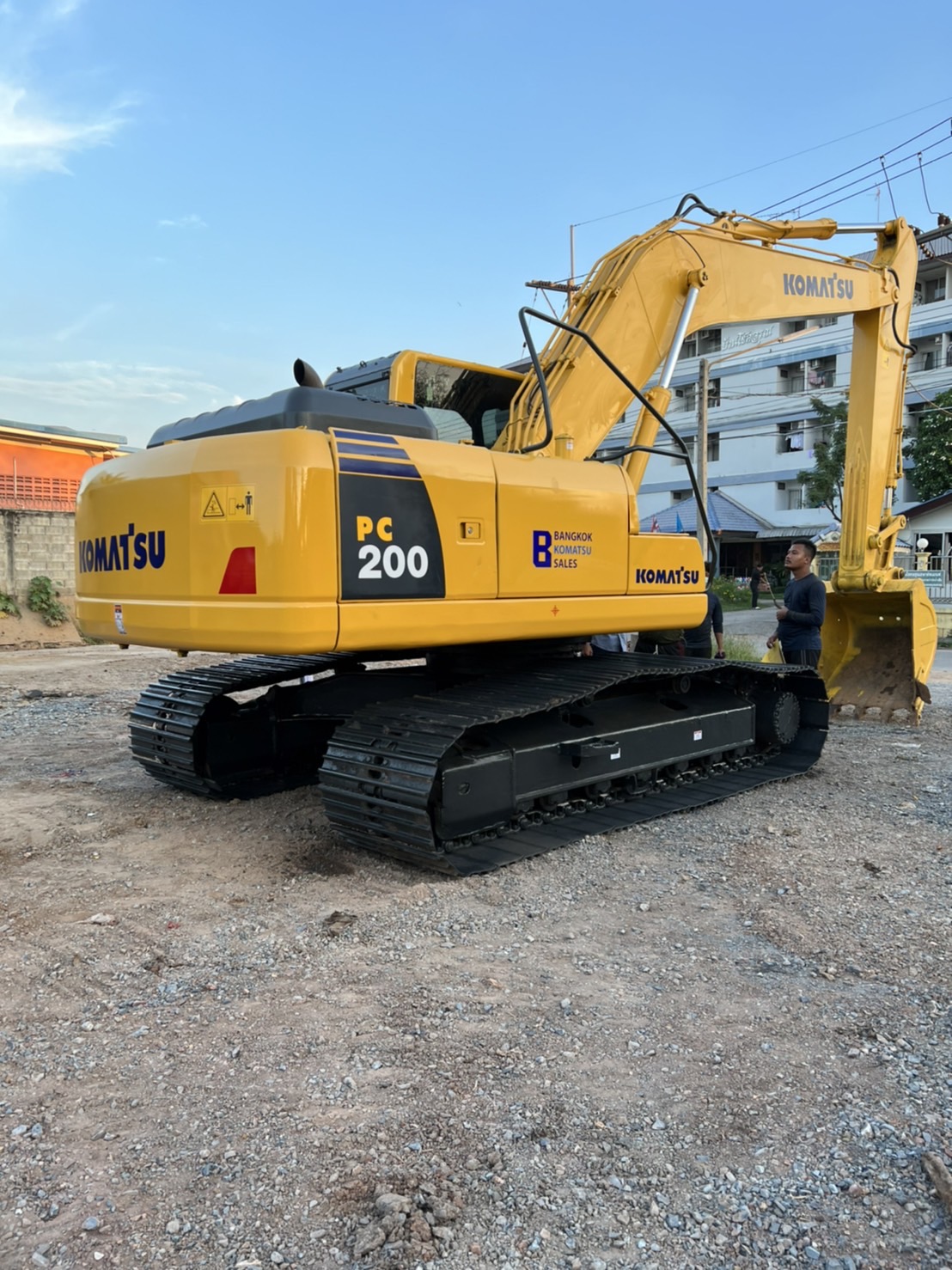 30/12/64.ขายKOMATSU PC200-8