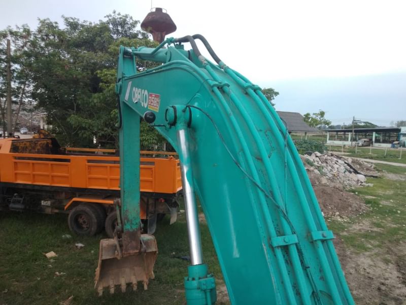 05/09/64.KOBELCO SK200-V