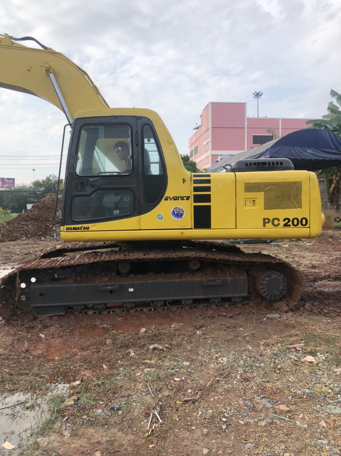 05/04/64.ขายKOMATSU PC200-6 05/04/64.ขายKOMATSU PC200-6