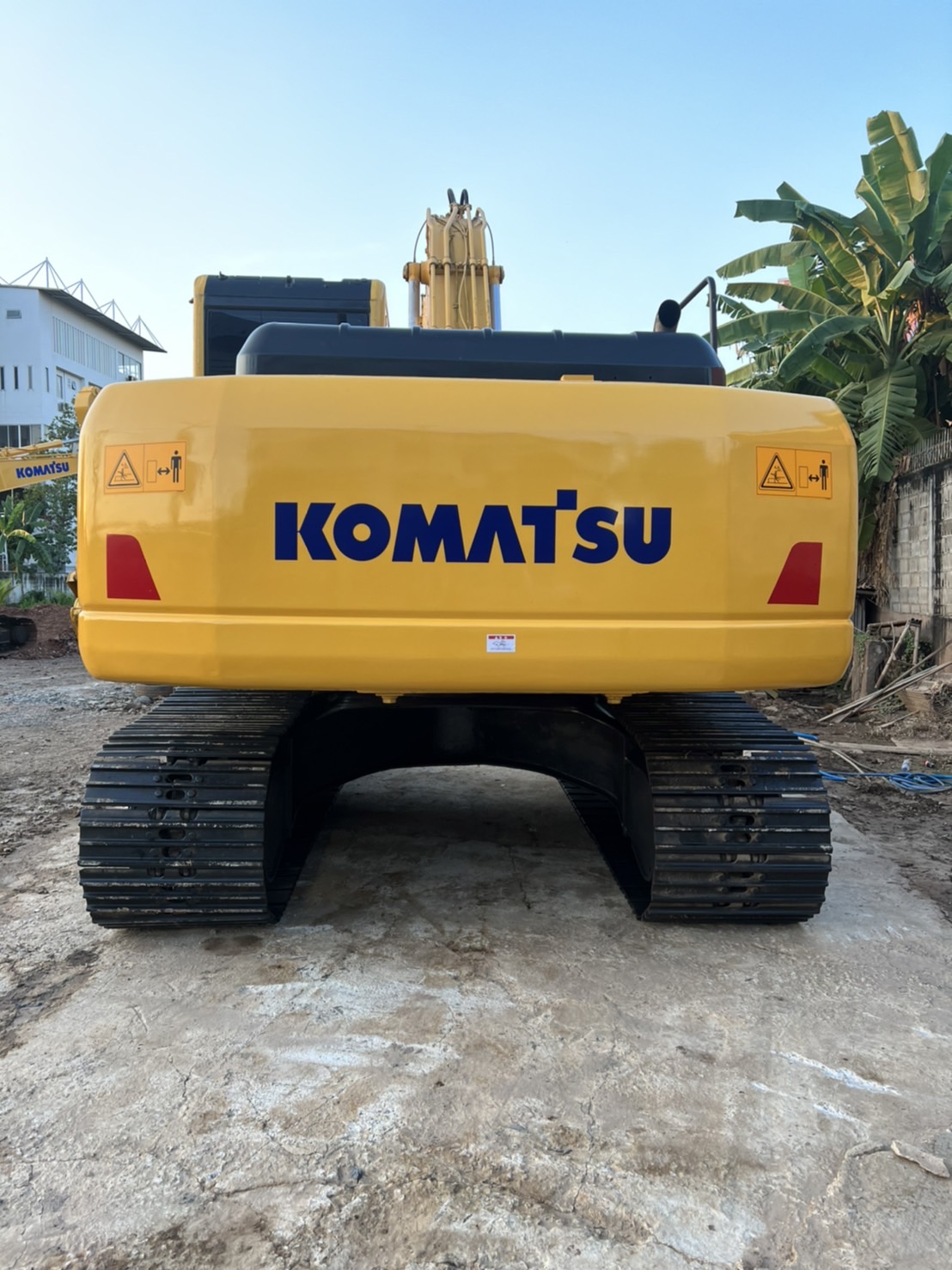 10/01/65.ขายKOMATSU PC200-8