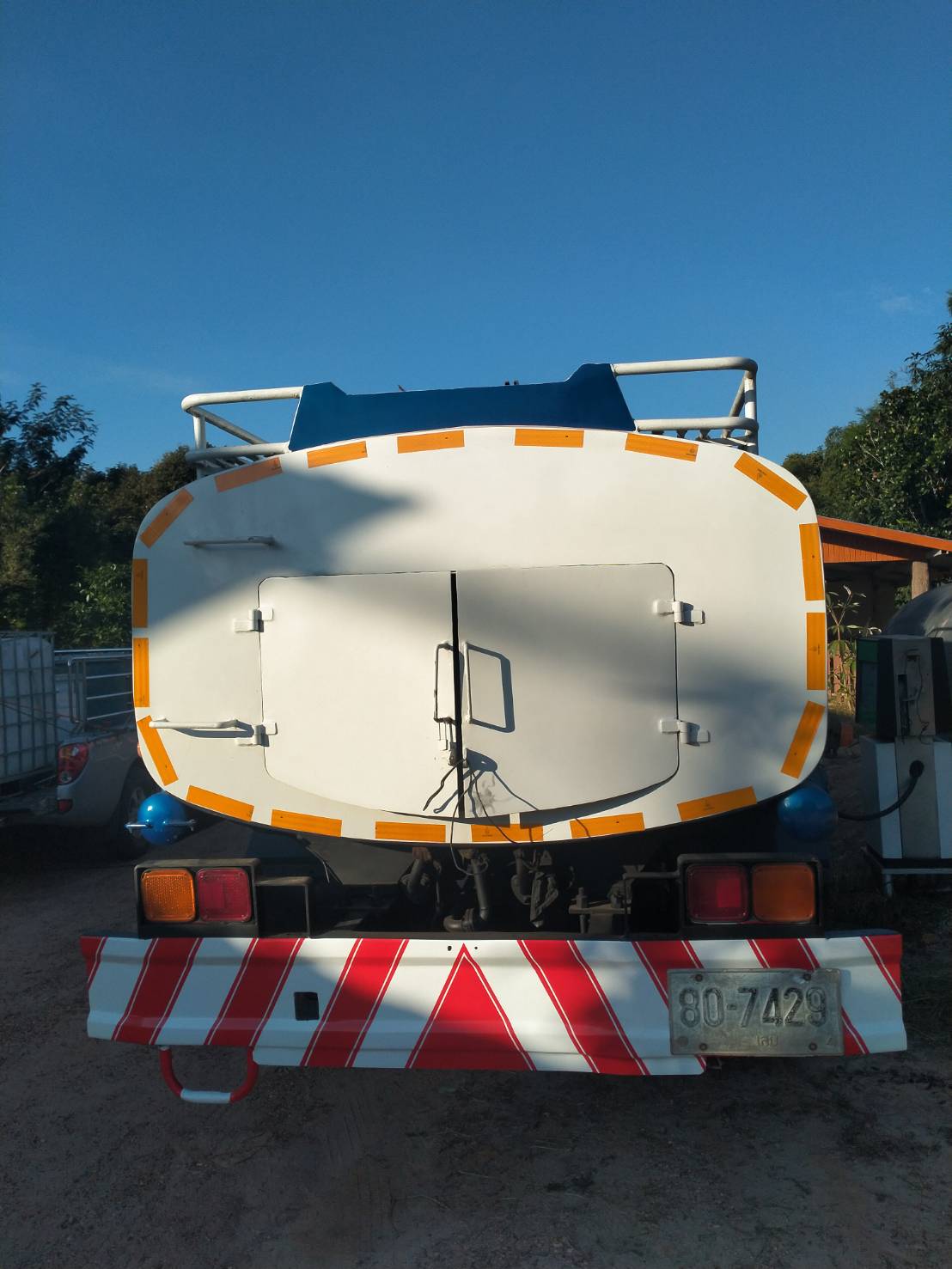 01/12/63.ขายรถบรรทุกน้ำROCKY175 ถังน้ำมัน3ช่อง9000ลิตร 01/12/63.ขายรถบรรทุกน้ำROCKY175 ถังน้ำมัน3ช่อง9000ลิตร