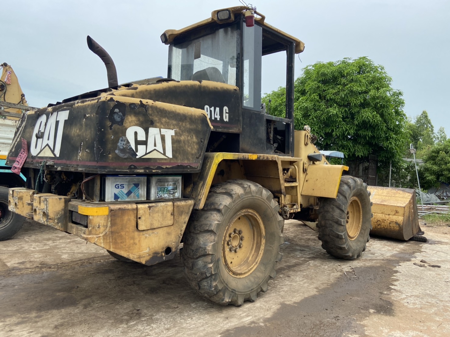 รถตักล้อยางCAT914G พร้อมใช้งานเอกสารซื้อขายคอมนอก10,000 ติดต่อ083-181-4922.8 ตุลาคม2563 รถตักล้อยางCAT914G พร้อมใช้งานเอกสารซื้อขายคอมนอก10,000 ติดต่อ083-181-4922.8 ตุลาคม2563