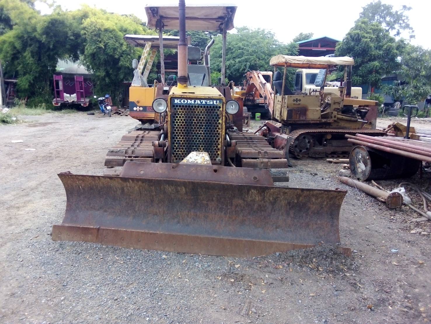 18/08/64.ขายแทรคเตอร์KOMATSU D20P-6