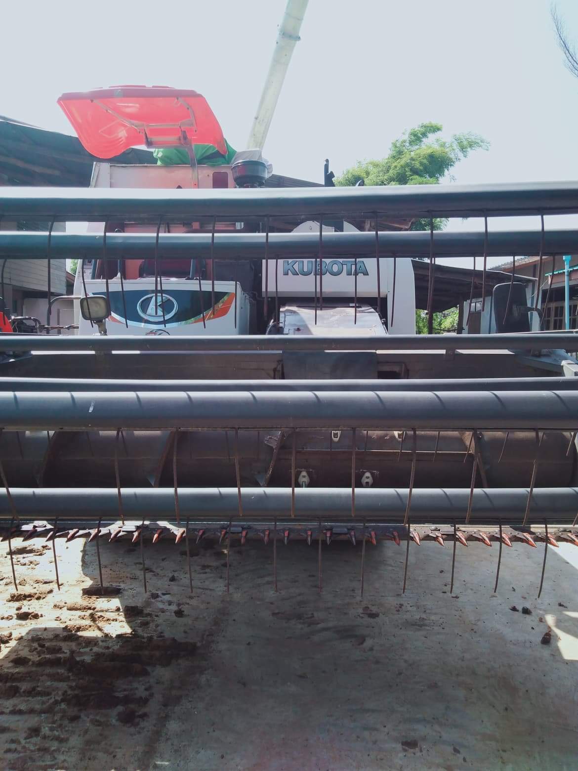 ขายรถเกี่ยว95เล่มพร้อมโอนสนใจ0868780038