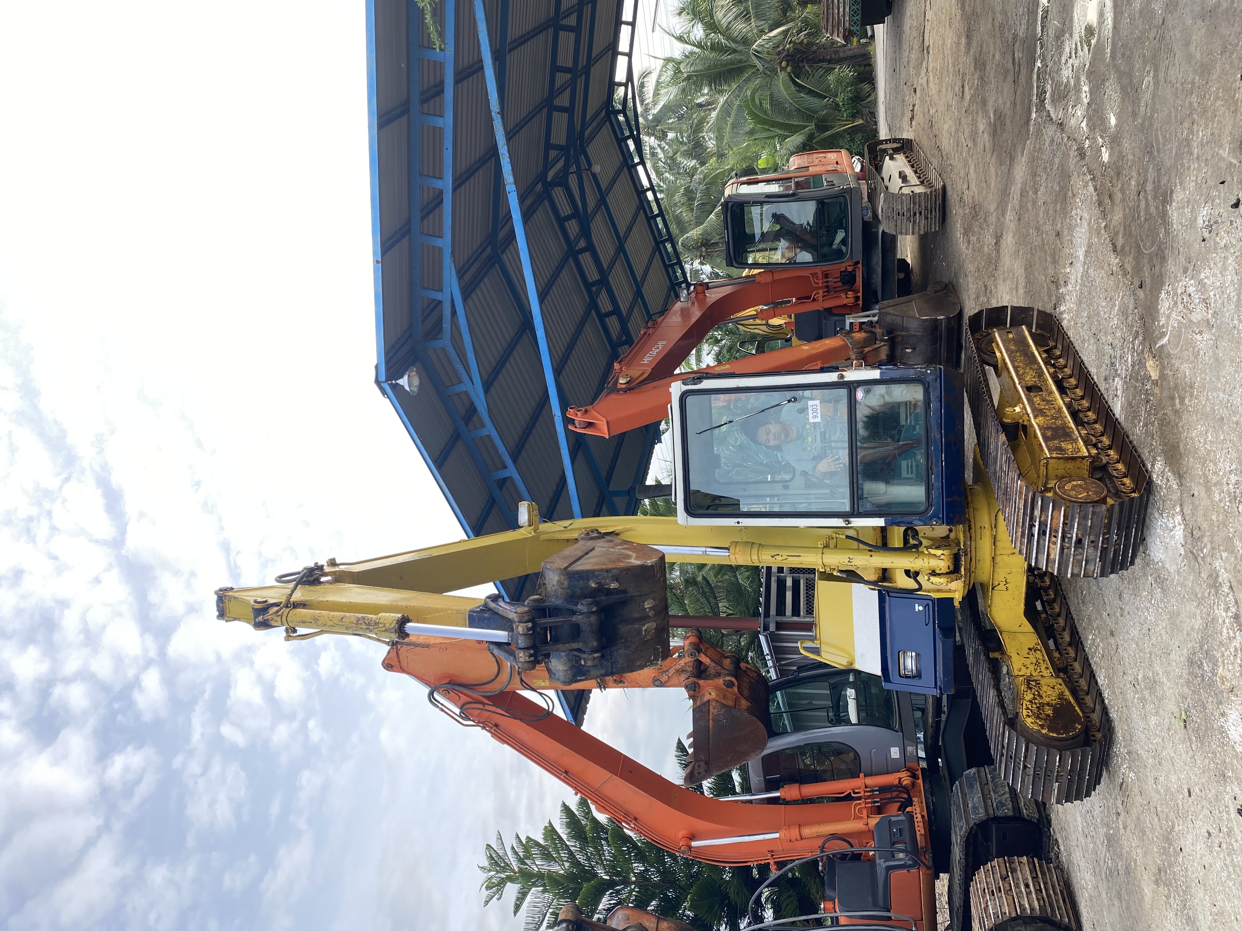 ขายรถขุดนำเข้าจากญี่ปุ่น komatsu pc60-6 สภาพสวย พร้อมใช้งานระบบสมบูรณ์ สนใจสอบถามได้ที่0892579650 ขายรถขุดนำเข้าจากญี่ปุ่น komatsu pc60-6 สภาพสวย พร้อมใช้งานระบบสมบูรณ์ สนใจสอบถามได้ที่0892579650