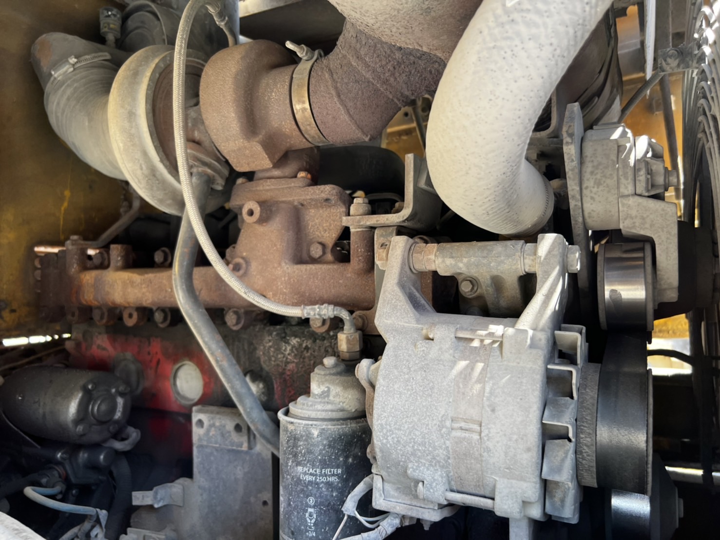 ขายรถตักลอยาง KOMATSU WA180-3 เเขนยาว สภาพดีพร้อมใช้งาน