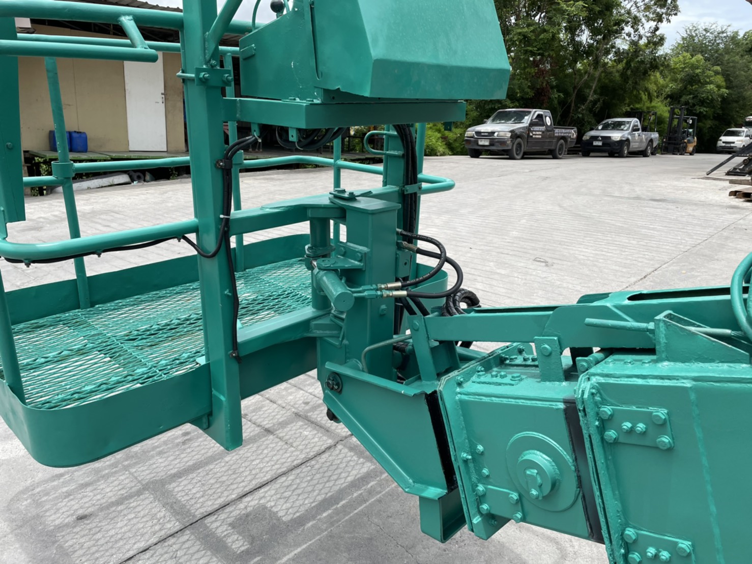 รถกระเช้า Boomlift AICHI SP150 มือสองสภาพพร้อมใช้งาน