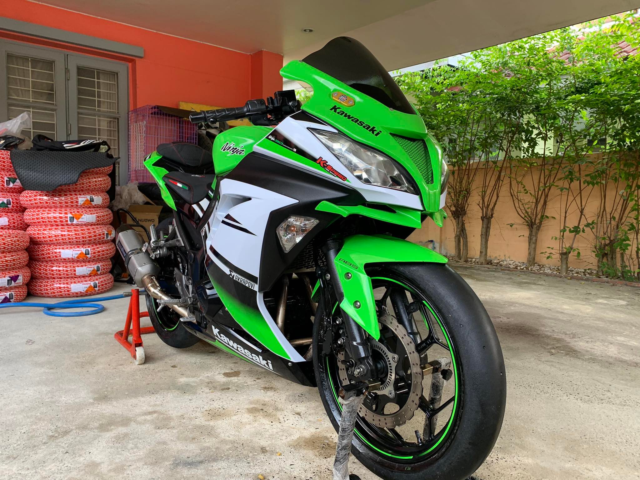มาแล้ว นินจา ฮาโตริ รถสวยมากๆ Kawasaki Ninja 300 ABS มาแล้ว นินจา ฮาโตริ รถสวยมากๆ Kawasaki Ninja 300 ABS
