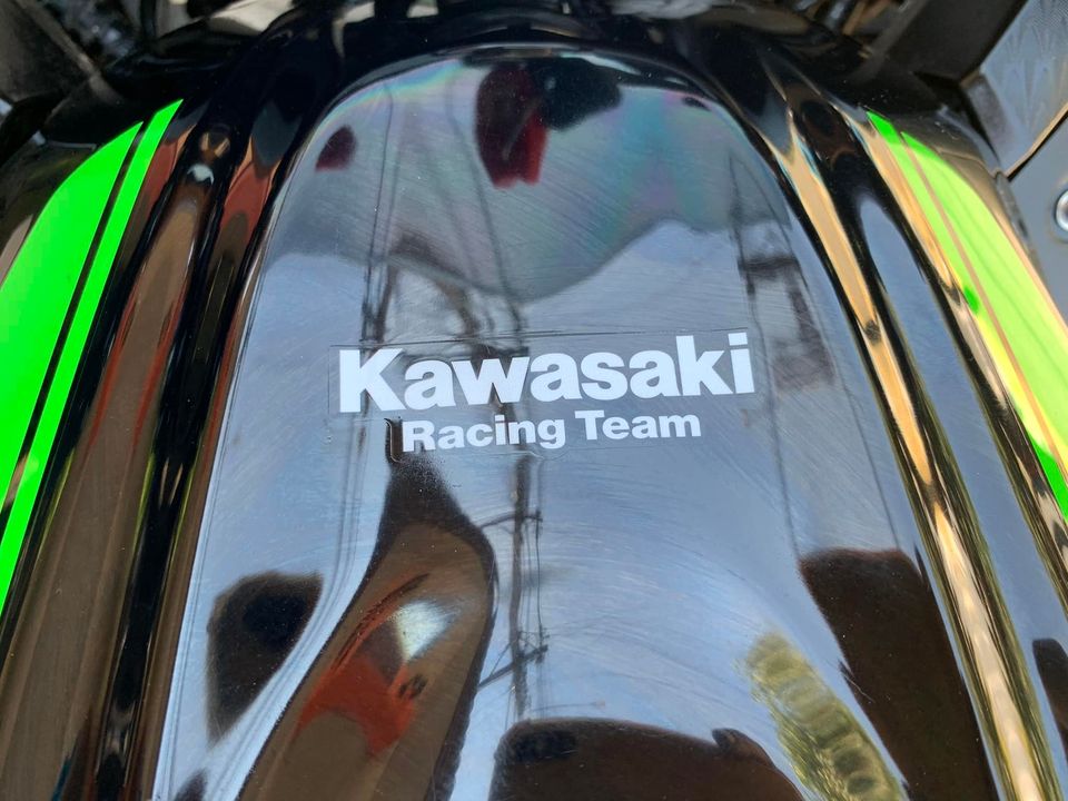 Kawasaki Ninja 300 ABS ตัว KRT ลดได้ ส่งฟรี